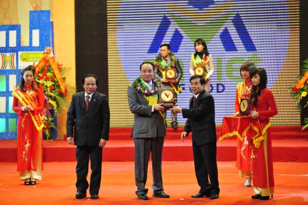 Le ton vinh Hang Viet Nam duoc nguoi tieu dung Thu do yeu thich 101