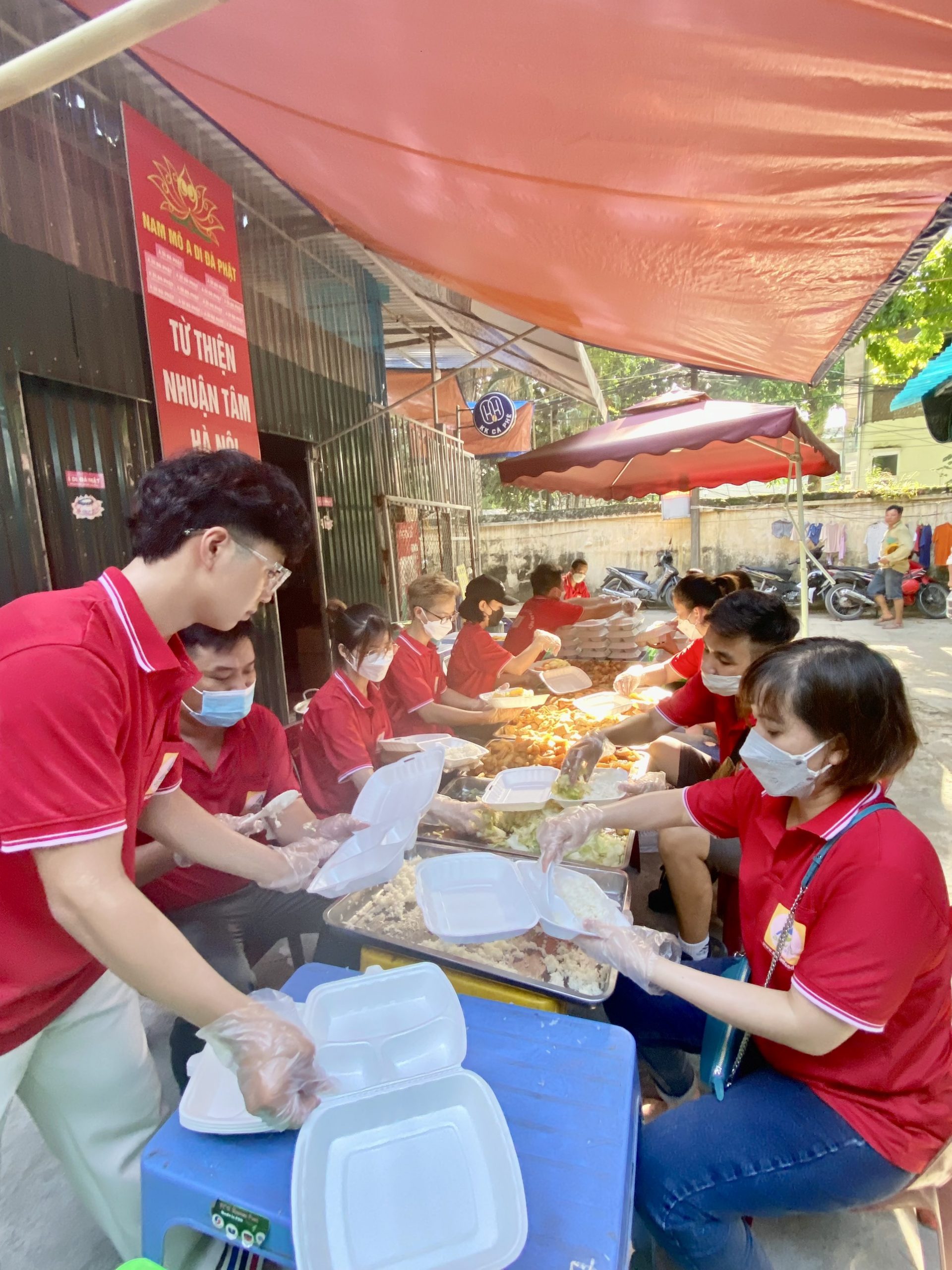 AnViet Food đồng hành tham gia chương trình từ thiện cùng các bệnh nhân bệnh viện K- Thanh Trì 10 z3571644638131 4c02e6933fc5008fc07fa8816f5c5e30 1 scaled 1